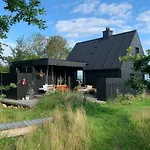 Beach-close Summer House With Panoramic View Сasa de vacaciones *