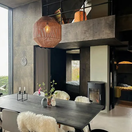 Beach-close Summer House With Panoramic View Holiday home