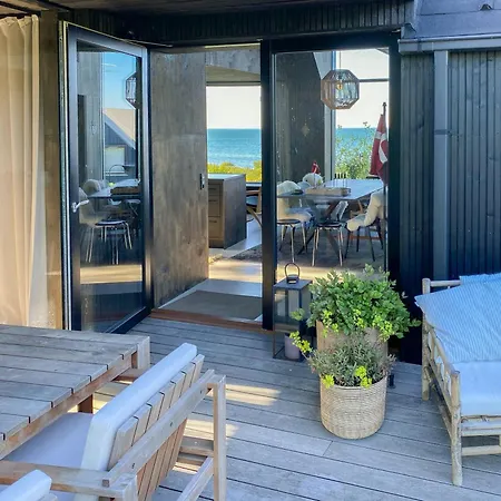 Дом отдыха Beach-close Summer House With Panoramic View