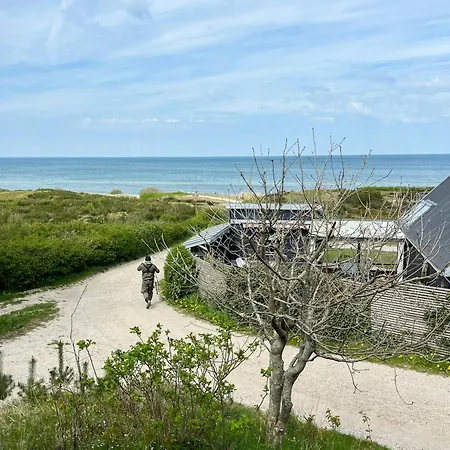 Beach-close Summer House With Panoramic View